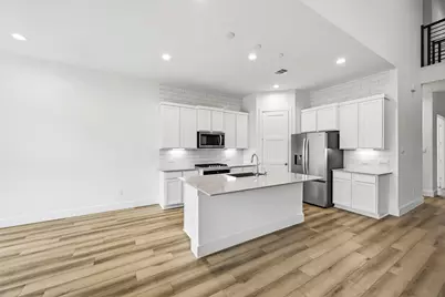 428 Summerset Landing Court, Conroe, TX 77304 - Photo 2
