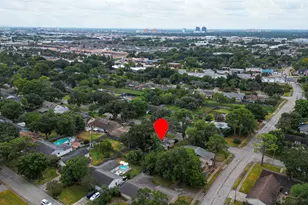 9550 Fairdale Ln, Houston, TX 77063 - Photo 36