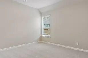 3018 Clapbread Ln, Rosenberg, TX 77471 - Photo 2
