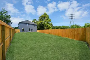 428 Woodlake Dr, Huffman, TX 77336 - Photo 8
