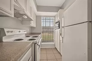 12656 Windsor Village Dr, Houston, TX 77071 - Photo 16