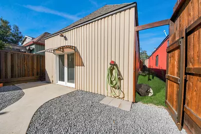 832 W 27th Street, Houston, TX 77008 - Photo 38