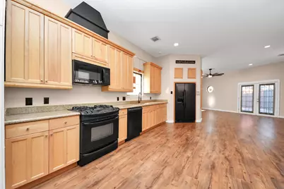 832 W 27th Street, Houston, TX 77008 - Photo 24