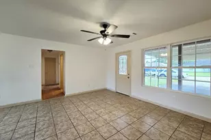 1111 Belshire Rd, Pasadena, TX 77502 - Photo 12
