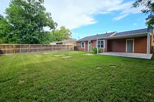 1111 Belshire Rd, Pasadena, TX 77502 - Photo 30