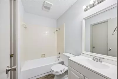 206 Lockett Street, Brenham, TX 77833 - Photo 8