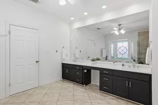 4519 Castlewood St, Sugar Land, TX 77479 - Photo 24