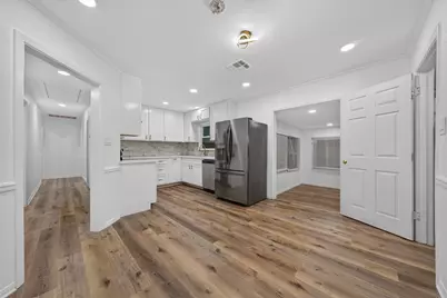 310 Nasturtium Street, Lake Jackson, TX 77566 - Photo 24