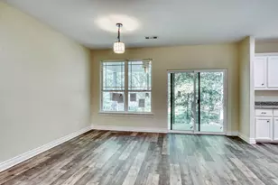 1112 Holly Springs, Huntsville, TX 77320 - Photo 8