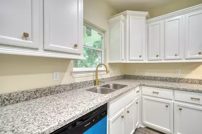 1112 Holly Springs, Huntsville, TX 77320 - Photo 10