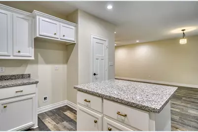 1112 Holly Springs, Huntsville, TX 77320 - Photo 12