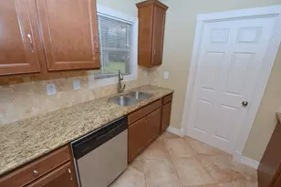 10402 Chatterton Dr, Houston, TX 77043 - Photo 12