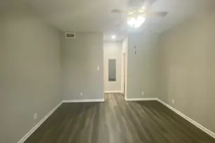 2209 S Braeswood Blvd, Houston, TX 77030 - Photo 12