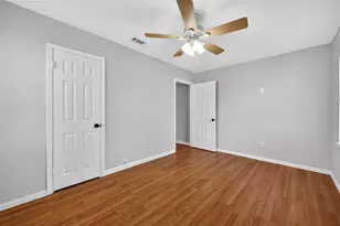 6741 Feldspar St, Houston, TX 77092 - Photo 18