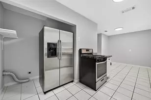 6741 Feldspar St, Houston, TX 77092 - Photo 12