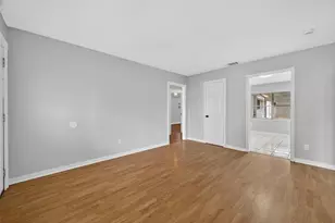 6741 Feldspar St, Houston, TX 77092 - Photo 4