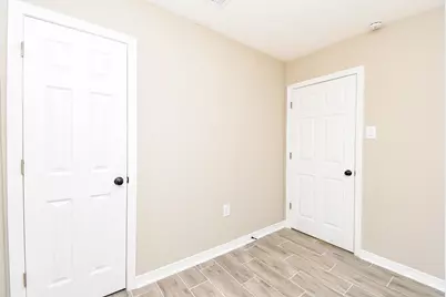 5433 Chennault Road, Houston, TX 77033 - Photo 18