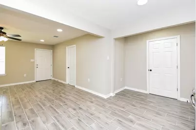 5433 Chennault Road, Houston, TX 77033 - Photo 12