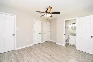 5433 Chennault Rd, Houston, TX 77033 - Photo 20