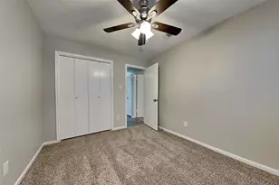 10542 Waving Fields Dr, Houston, TX 77064 - Photo 16