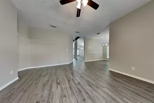 10542 Waving Fields Dr, Houston, TX 77064 - Photo 4