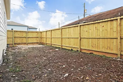 1603 Bigelow Street, Houston, TX 77009 - Photo 10