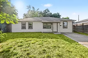 7346 Okinawa Rd, Houston, TX 77033 - Photo 2