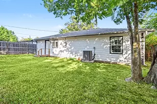 7346 Okinawa Rd, Houston, TX 77033 - Photo 16