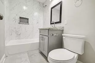 7346 Okinawa Rd, Houston, TX 77033 - Photo 14