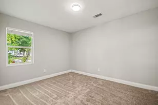 7346 Okinawa Rd, Houston, TX 77033 - Photo 10