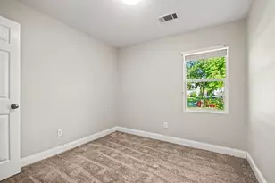 7346 Okinawa Rd, Houston, TX 77033 - Photo 10
