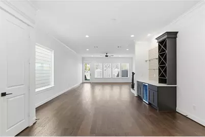 819 W 19th Street, Houston, TX 77008 - Photo 8