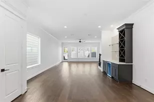 819 W 19th St, Houston, TX 77008 - Photo 8