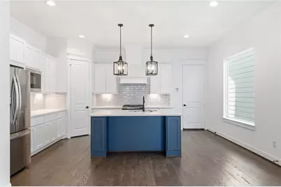 819 W 19th Street, Houston, TX 77008 - Photo 10