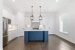 819 W 19th St, Houston, TX 77008 - Photo 10