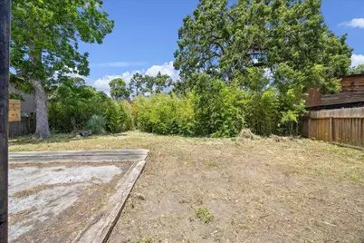 6 Briar Dale Court, Houston, TX 77027 - Photo 4