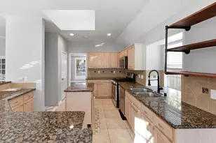 1813 Oakwood Dr E, Pearland, TX 77581 - Photo 20