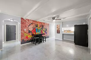 5319 Greylog Dr, Houston, TX 77048 - Photo 2