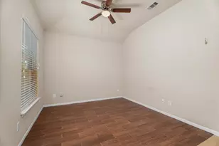 8911 Finnery Dr, Tomball, TX 77375 - Photo 8