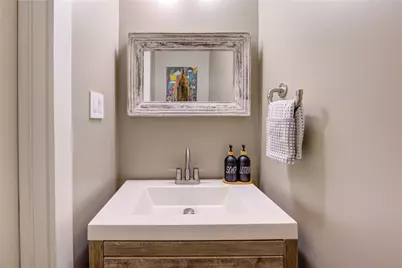 902 E 27th Street, Houston, TX 77009 - Photo 14