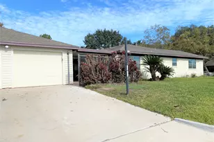 803 Dogwood St, Katy, TX 77493 - Photo 2