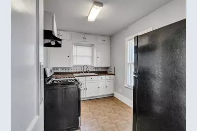 5019 Avenue M 1/2, Galveston, TX 77551 - Photo 18