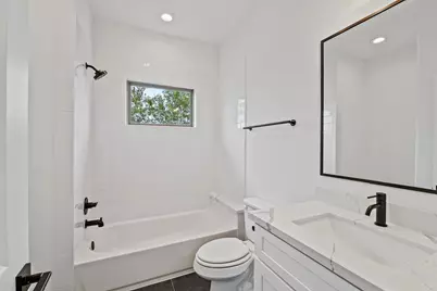 1108 Brooks Street, Houston, TX 77009 - Photo 6