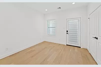 1108 Brooks Street, Houston, TX 77009 - Photo 4