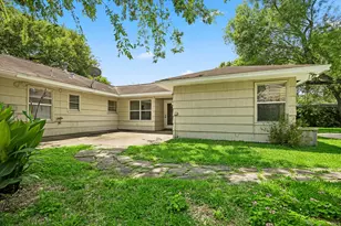 5610 Evergreen St, Bellaire, TX 77401 - Photo 22