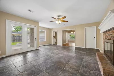 5610 Evergreen Street, Bellaire, TX 77401 - Photo 6