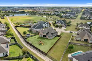 2806 Crawford Dr, Katy, TX 77493 - Photo 2