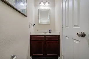 8215 Oat Meadow Trail, Houston, TX 77049 - Photo 20