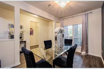 8215 Oat Meadow Trail, Houston, TX 77049 - Photo 8