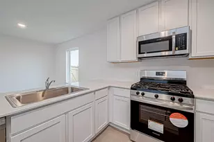 719 719 Falling Cave Dr, Willis, TX 77378 - Photo 10